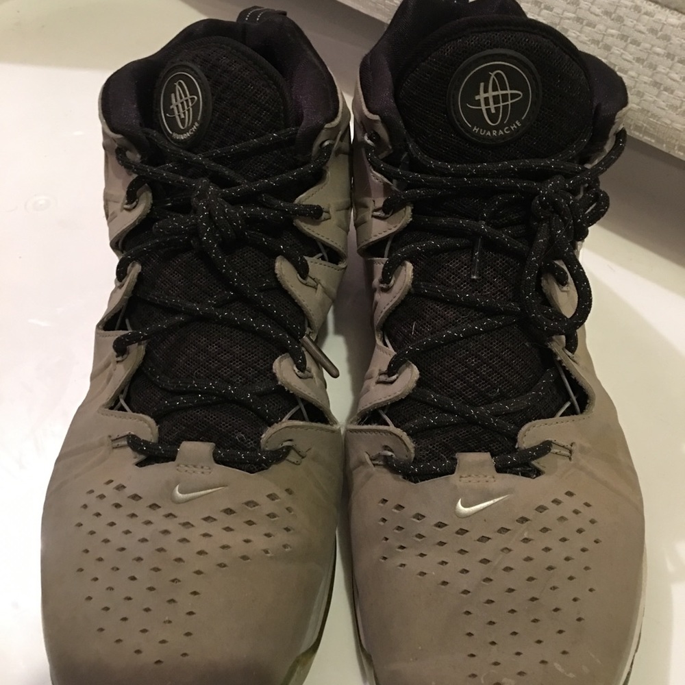 Nike Huarache - Picture 2 of 2